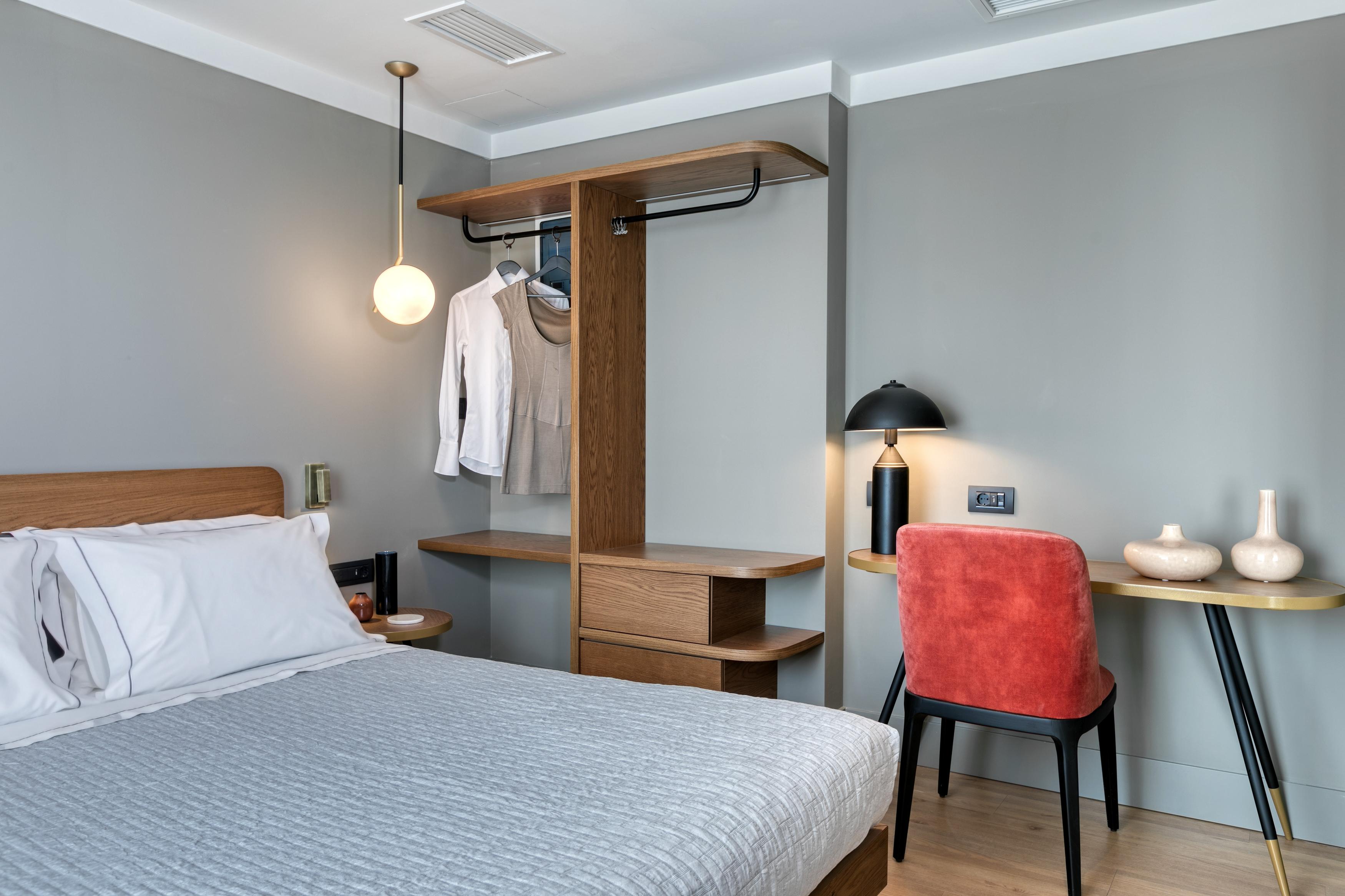 Bob W Eolou Hotel Атина Екстериор снимка