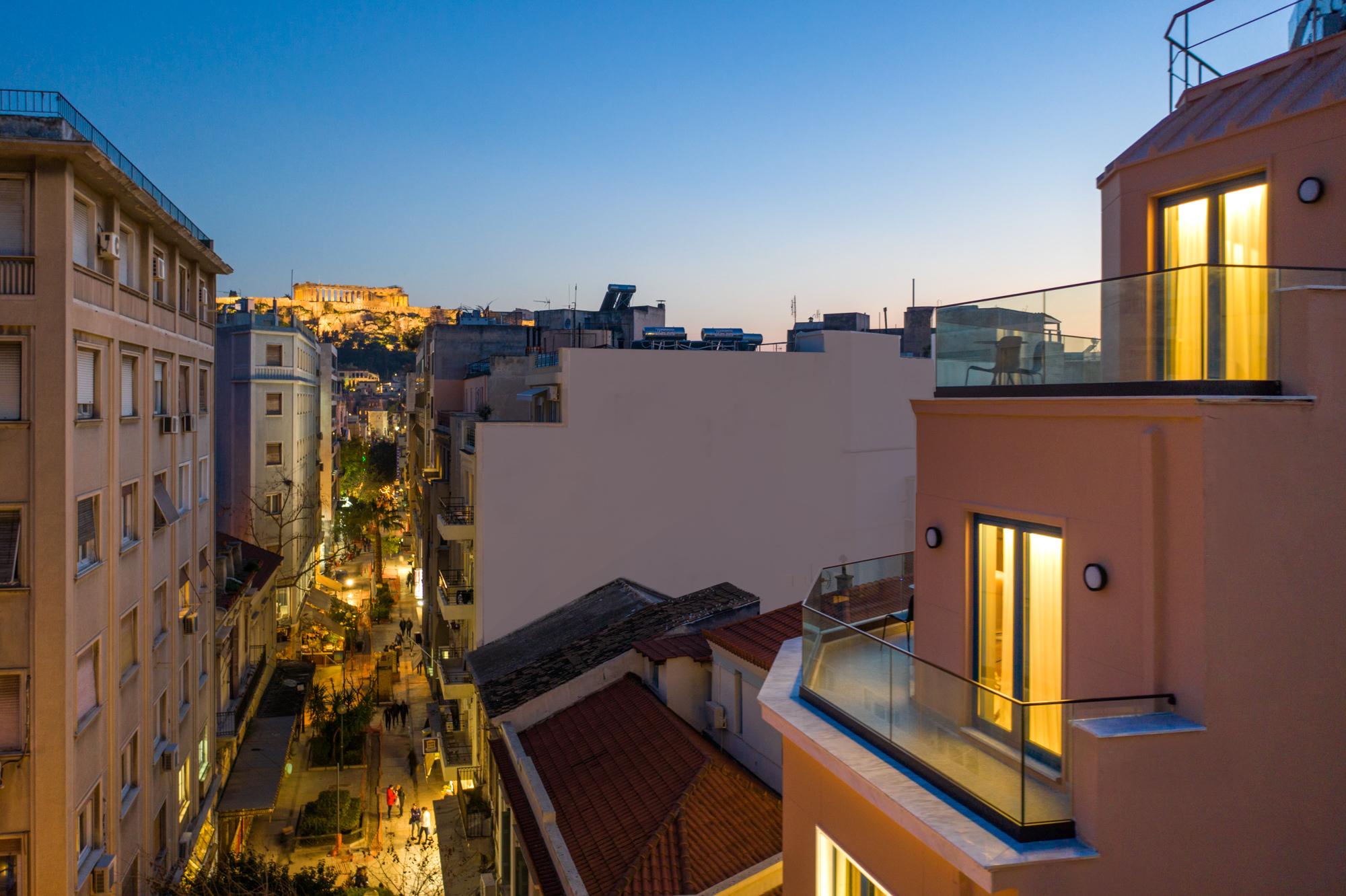 Bob W Eolou Hotel Атина Екстериор снимка