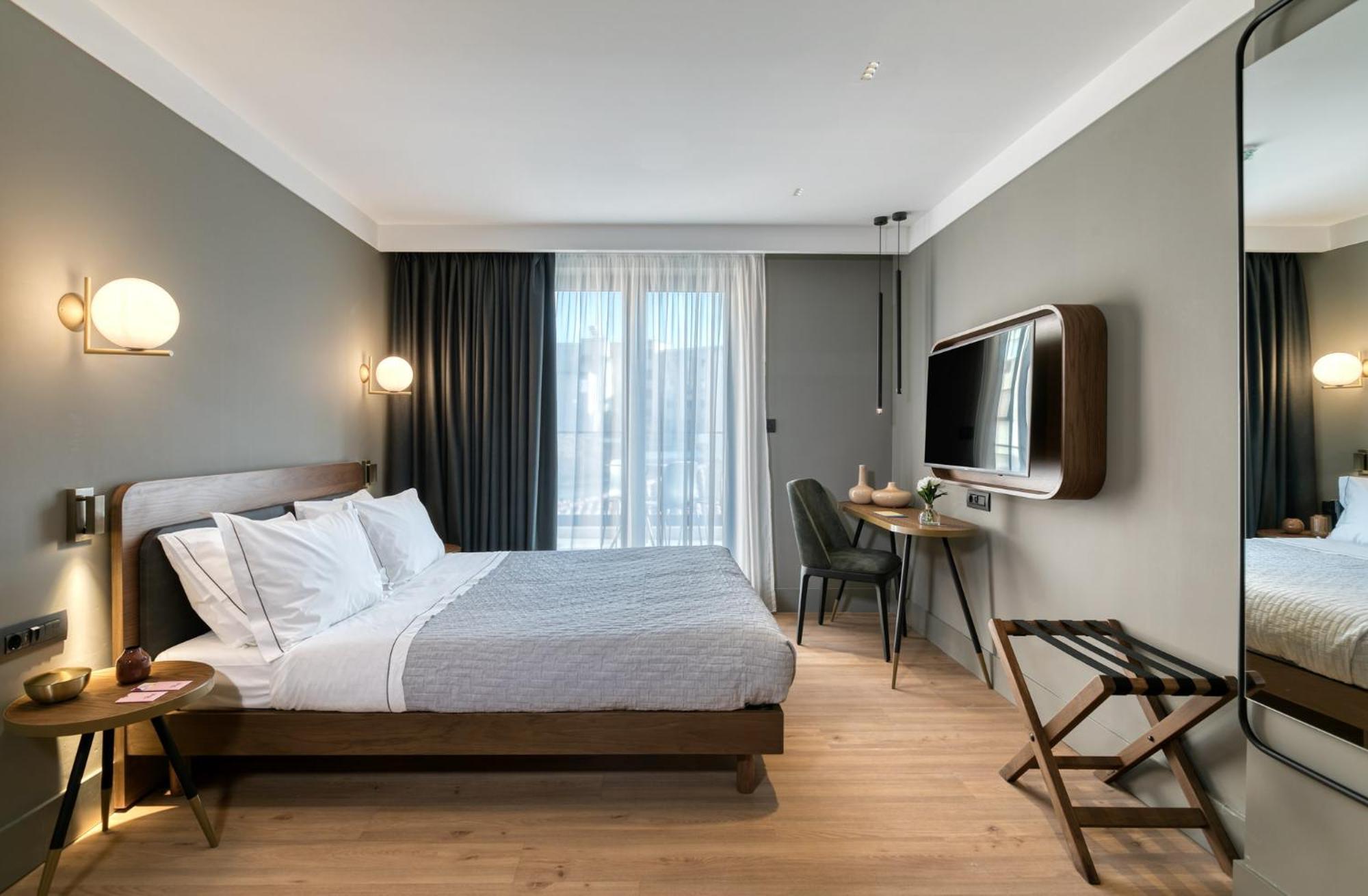 Bob W Eolou Hotel Атина Екстериор снимка