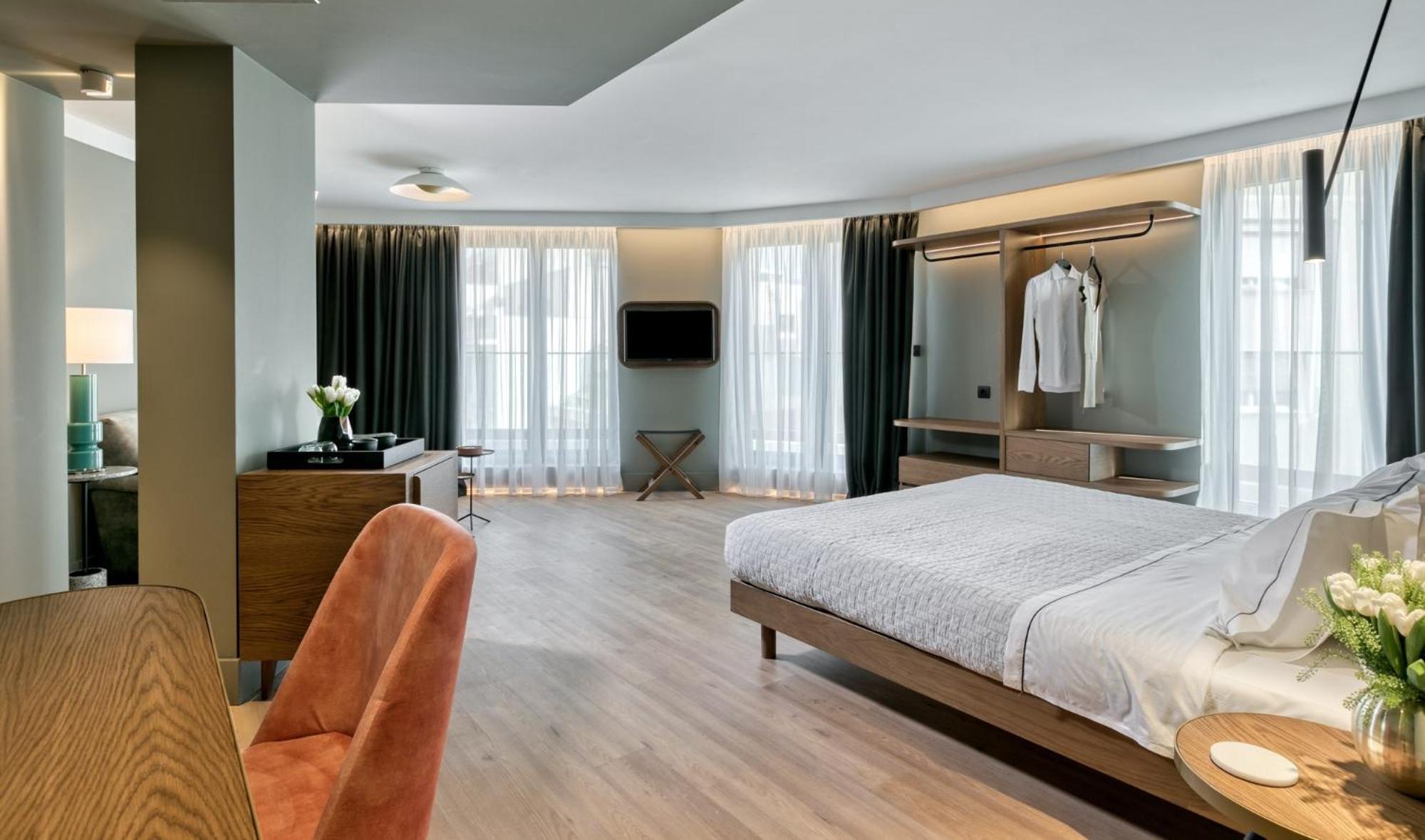 Bob W Eolou Hotel Атина Екстериор снимка